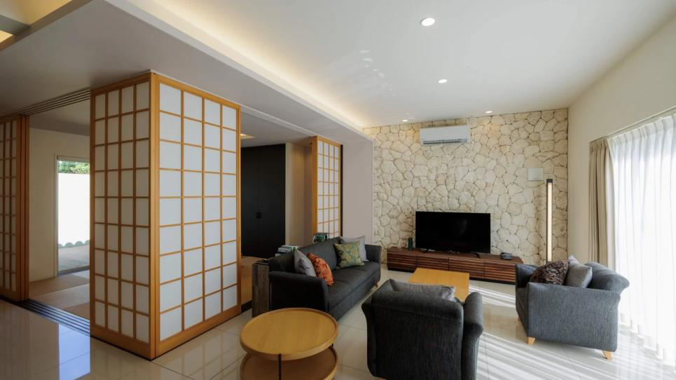 Hotel living space